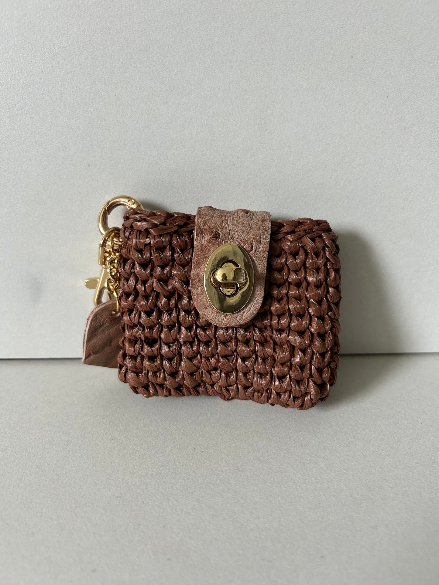 Espresso Raffia with Light Brown Ostrich Leather and Heart AirPod Case