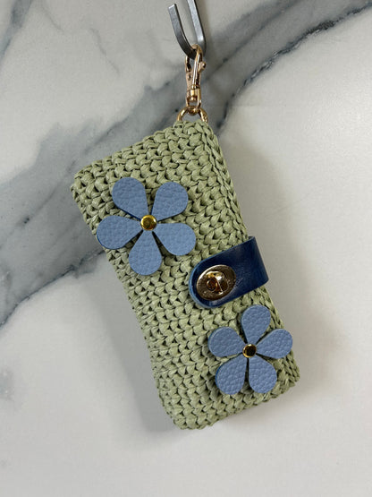 Matcha Raffia with Leather Flowers Sunnies Case