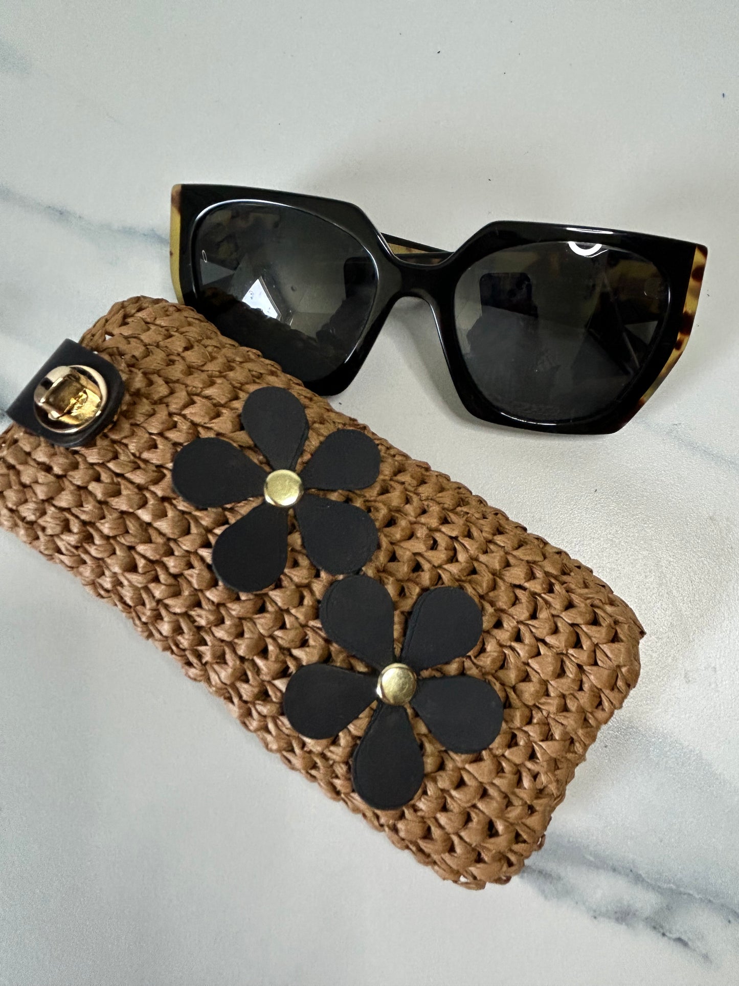 Chocolate Raffia with Leather Flowers Sunnies Case