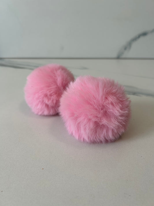 pup pompom $8